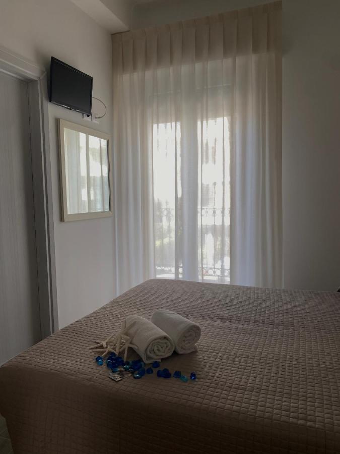 Hotel Philadelphia Cattolica Esterno foto